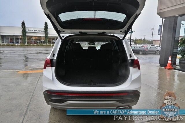 2023 Hyundai Santa Fe SEL / AWD / AutoStart / Power & Heated Cloth Seats / Navigation / Lane Departure & Blind Spot Alert / Adaptive Cruise / Apple CarPlay & Android Auto / Backup Camera / Keyless Entry & Start / 25 MPG / 1-Owner Anchorage AK