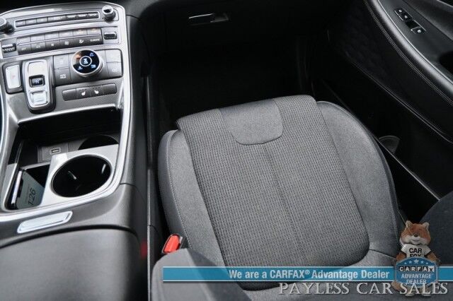2023 Hyundai Santa Fe SEL / AWD / AutoStart / Power & Heated Cloth Seats / Navigation / Lane Departure & Blind Spot Alert / Adaptive Cruise / Apple CarPlay & Android Auto / Backup Camera / Keyless Entry & Start / 25 MPG / 1-Owner Anchorage AK