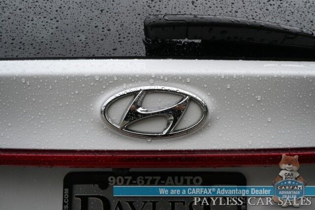 2023 Hyundai Santa Fe SEL / AWD / AutoStart / Power & Heated Cloth Seats / Navigation / Lane Departure & Blind Spot Alert / Adaptive Cruise / Apple CarPlay & Android Auto / Backup Camera / Keyless Entry & Start / 25 MPG / 1-Owner Anchorage AK