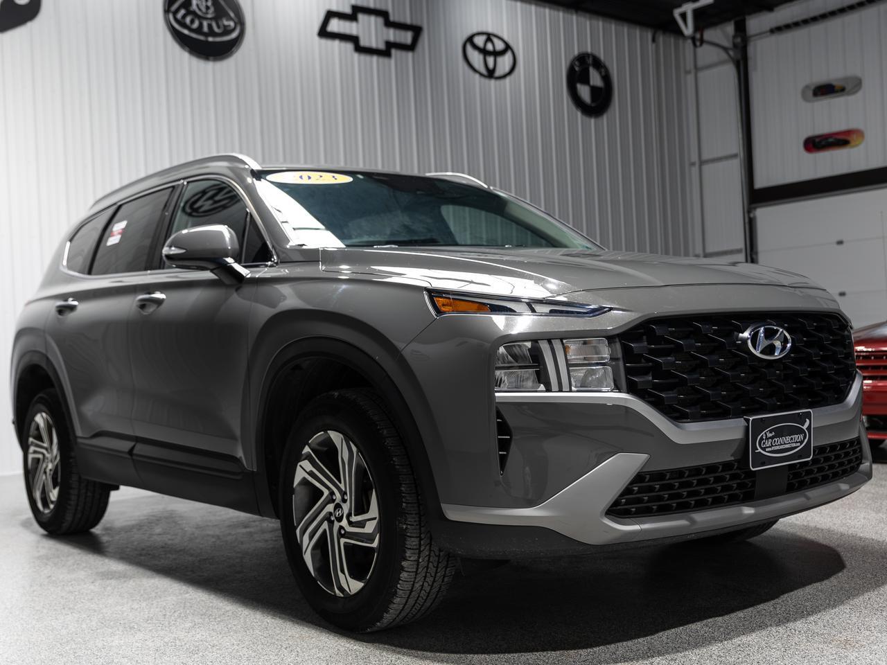 2023 Hyundai Santa Fe SEL AWD Cranberry PA