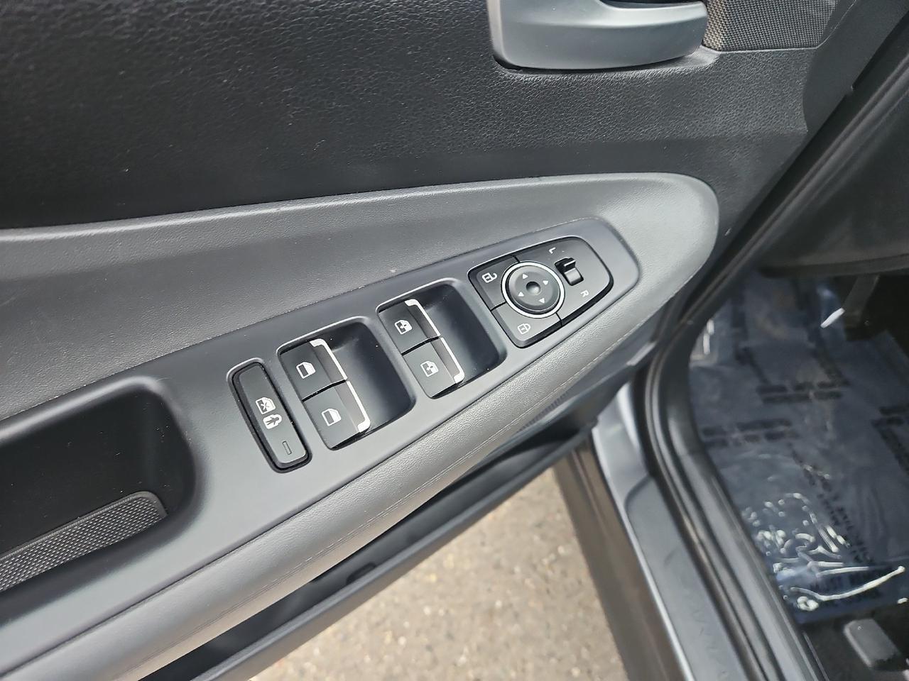2023 Hyundai Santa Fe SEL photo 8
