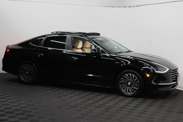 2023 Hyundai Sonata Hybrid Limited photo 3