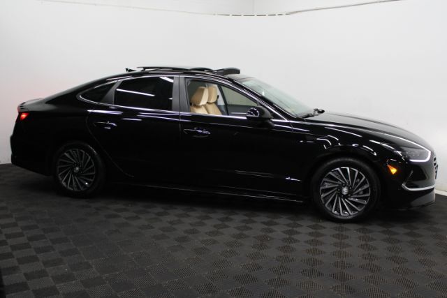 2023 Hyundai Sonata Hybrid Limited photo 4