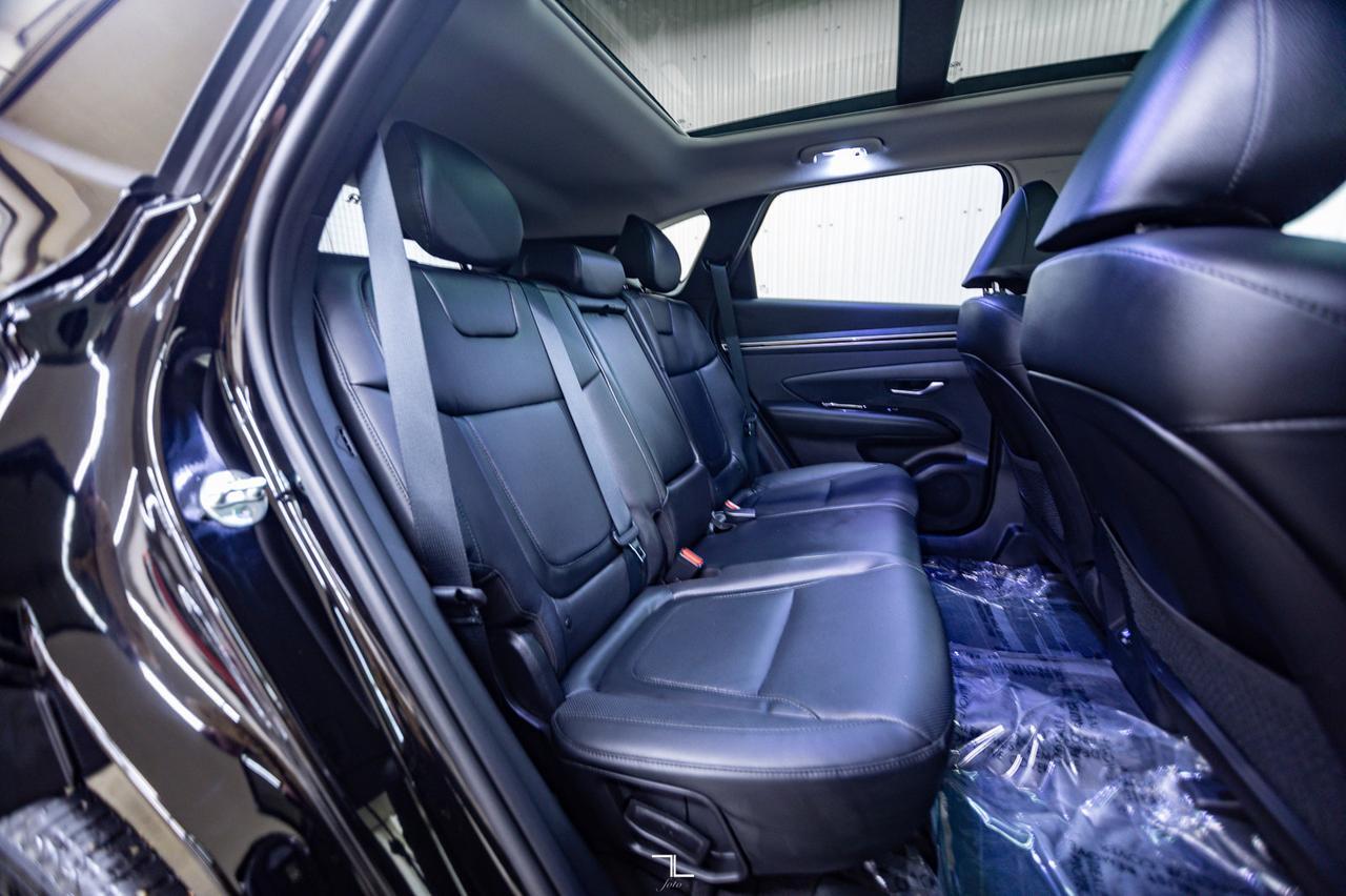 2023 Hyundai Tucson AWD Urban Edition Leather Roof Nav Red Deer AB