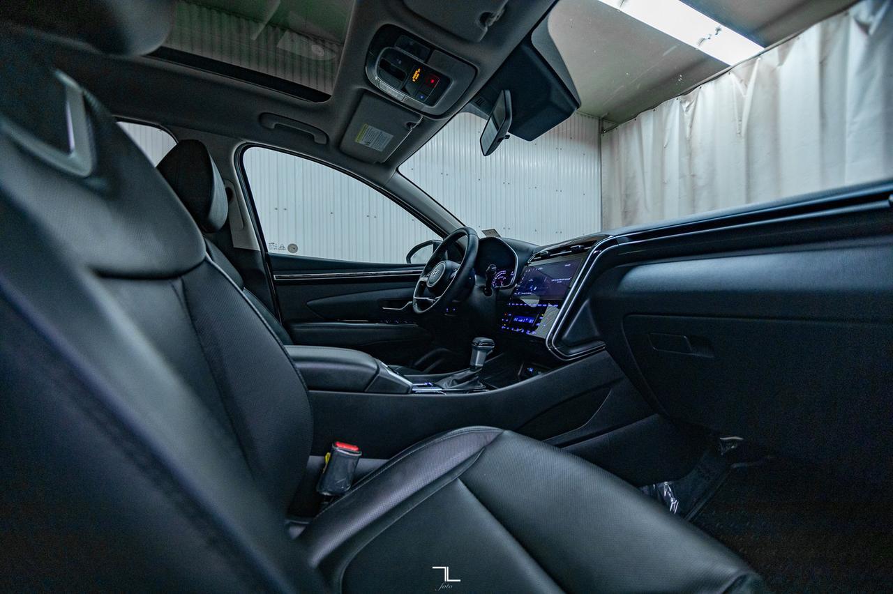 2023 Hyundai Tucson AWD Urban Edition Leather Roof Nav Red Deer AB