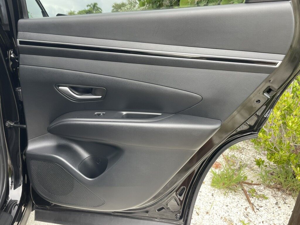 2023 Hyundai Tucson Hybrid BLUE~HYBRID~FACTORY WARRANTY REMAINING~1 OWNER, CLEAN CARFAX~LAN Sarasota FL