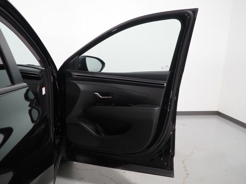 2023 Hyundai Tucson Hybrid SEL Convenience AWD *NAVIGATION, ADAPTIVE CRUISE, SAFETY ALERTS, BACKUP-CAMERA, COLOR TOUCHSCREEN, PANORAMA MOONROOF, HEATED SEATS, POWER LIFTGATE, WIRELESS CHARGING, ANDROID & APPLE Round Rock TX