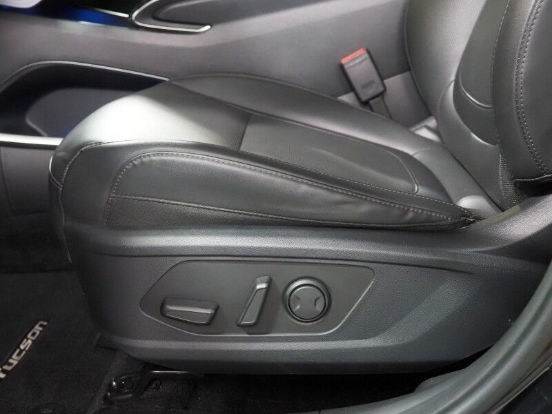 2023 Hyundai Tucson Hybrid SEL Convenience AWD *NAVIGATION, ADAPTIVE CRUISE, SAFETY ALERTS, BACKUP-CAMERA, COLOR TOUCHSCREEN, PANORAMA MOONROOF, HEATED SEATS, POWER LIFTGATE, WIRELESS CHARGING, ANDROID & APPLE Round Rock TX