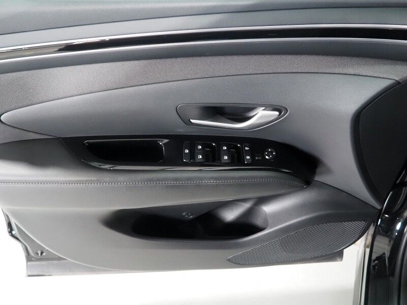 2023 Hyundai Tucson Hybrid SEL Convenience AWD *NAVIGATION, ADAPTIVE CRUISE, SAFETY ALERTS, BACKUP-CAMERA, COLOR TOUCHSCREEN, PANORAMA MOONROOF, HEATED SEATS, POWER LIFTGATE, WIRELESS CHARGING, ANDROID & APPLE Round Rock TX