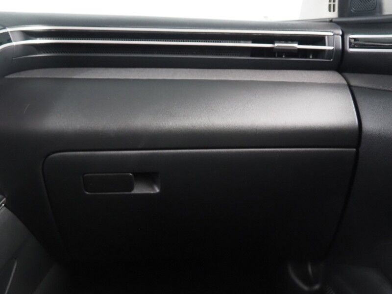 2023 Hyundai Tucson SEL AWD *NAVIGATION, ADAPTIVE CRUISE, SAFTEY ALERTS, BACKUP-CAMERA, COLOR TOUCHSCREEN, MOONROOF, HEATED SEATS, POWER LIFTGATE, 19 INCH WHEELS, WIRELESS CHARGING, ANDROID & APPLE Round Rock TX