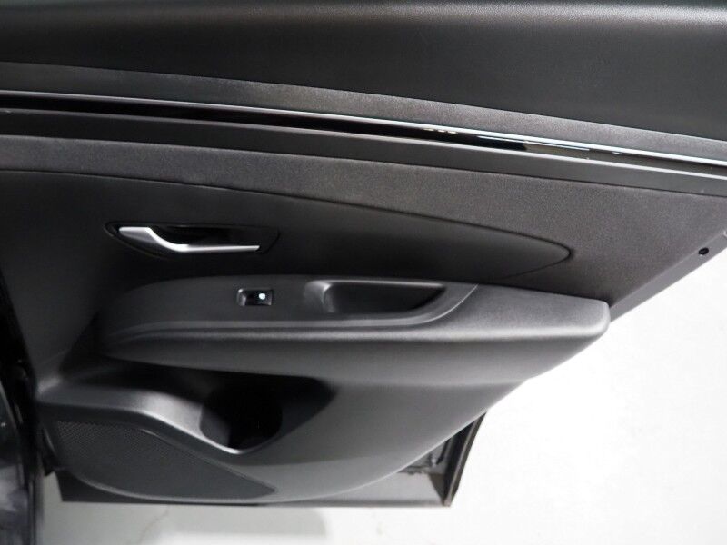 2023 Hyundai Tucson SEL AWD *NAVIGATION, ADAPTIVE CRUISE, SAFTEY ALERTS, BACKUP-CAMERA, COLOR TOUCHSCREEN, MOONROOF, HEATED SEATS, POWER LIFTGATE, 19 INCH WHEELS, WIRELESS CHARGING, ANDROID & APPLE Round Rock TX