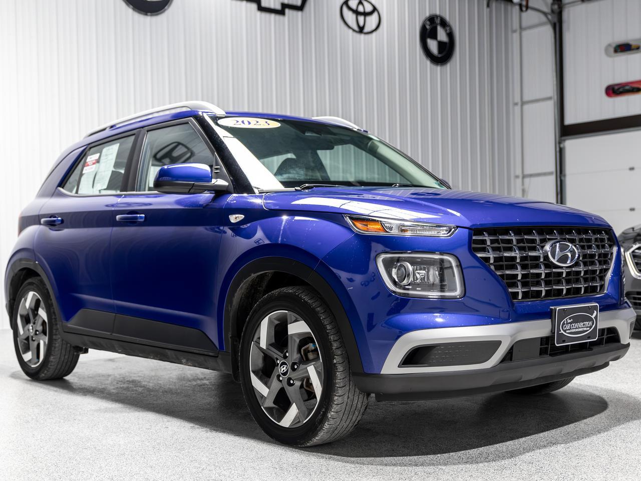 2023 Hyundai Venue Limited NAV