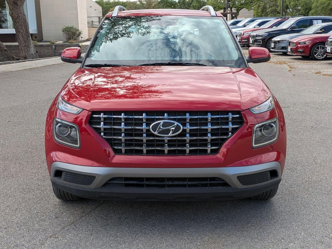 2023 Hyundai Venue SEL