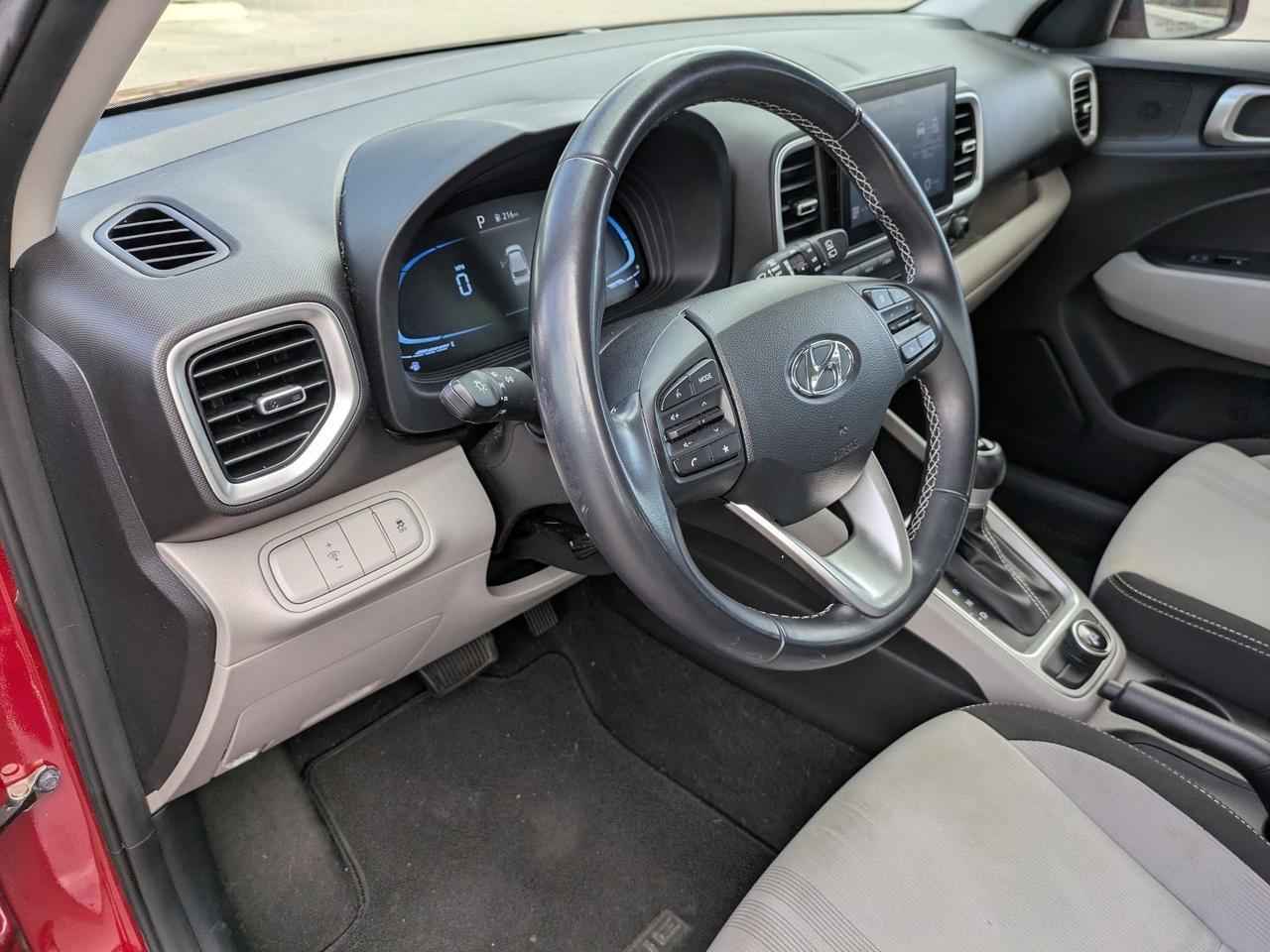 2023 Hyundai Venue SEL