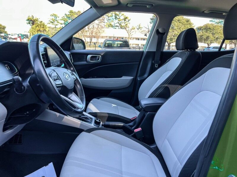2023 Hyundai Venue SEL Wilmington NC