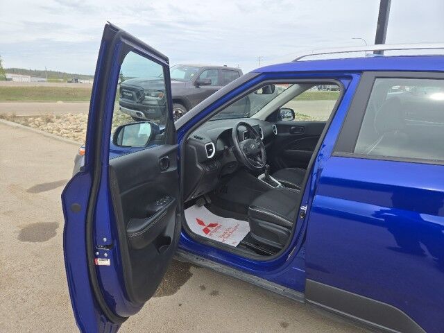 2023 Hyundai Venue Ultimate Whitecourt AB