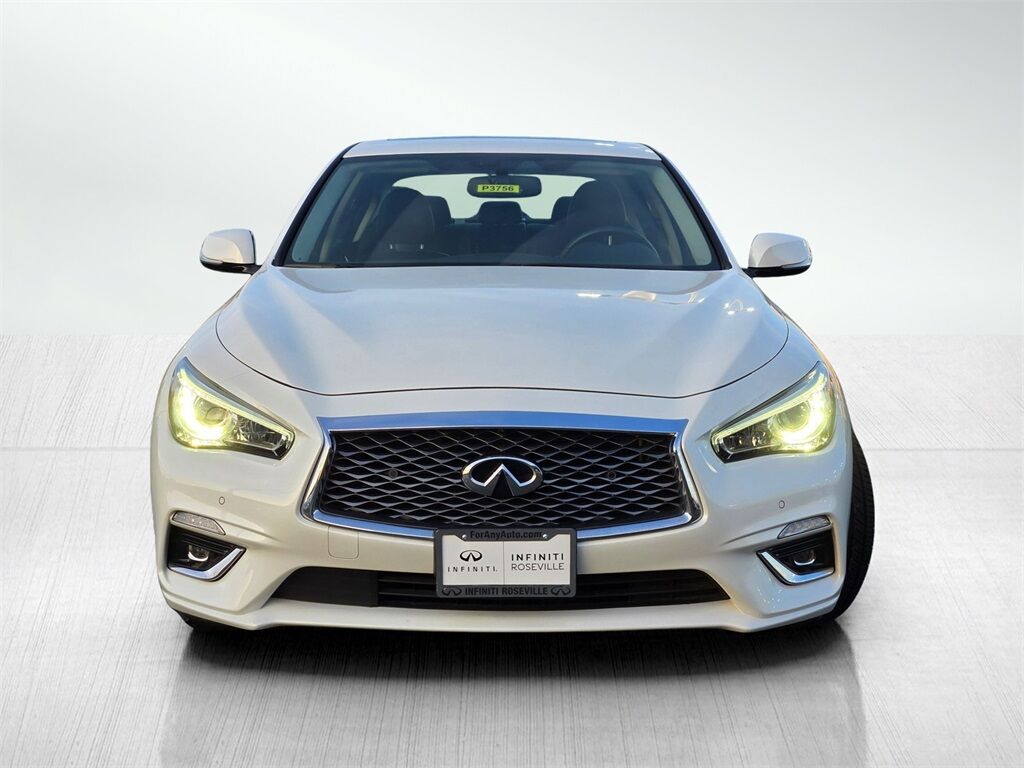 2023 INFINITI Q50 LUXE