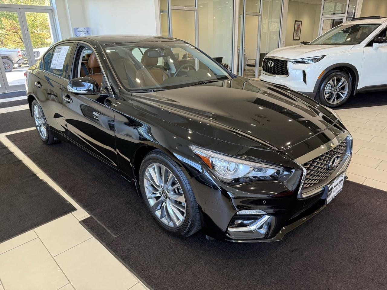 2023 INFINITI Q50 LUXE