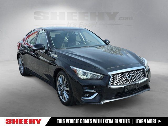2023 INFINITI Q50 LUXE