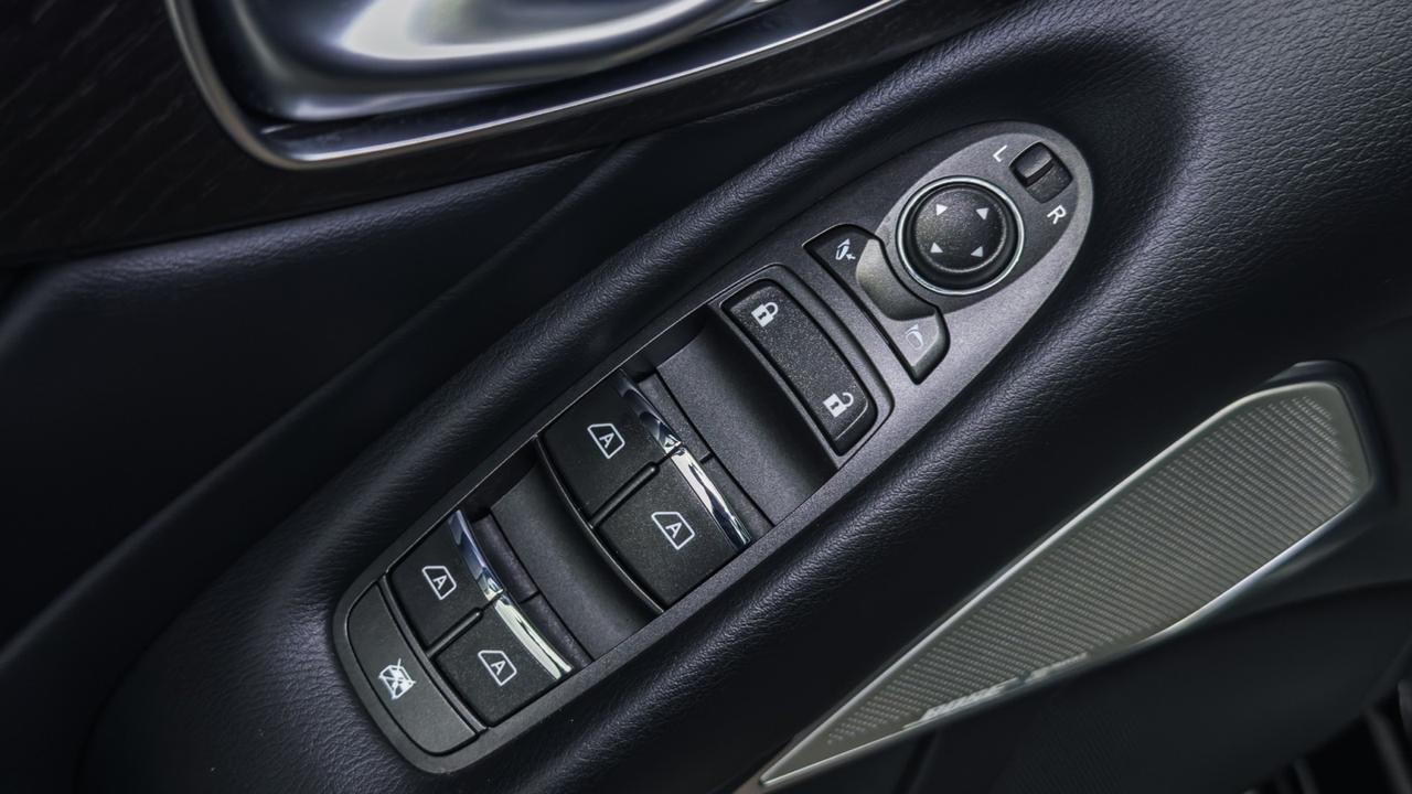 2023 INFINITI Q50 SENSORY AWD Tallmadge OH