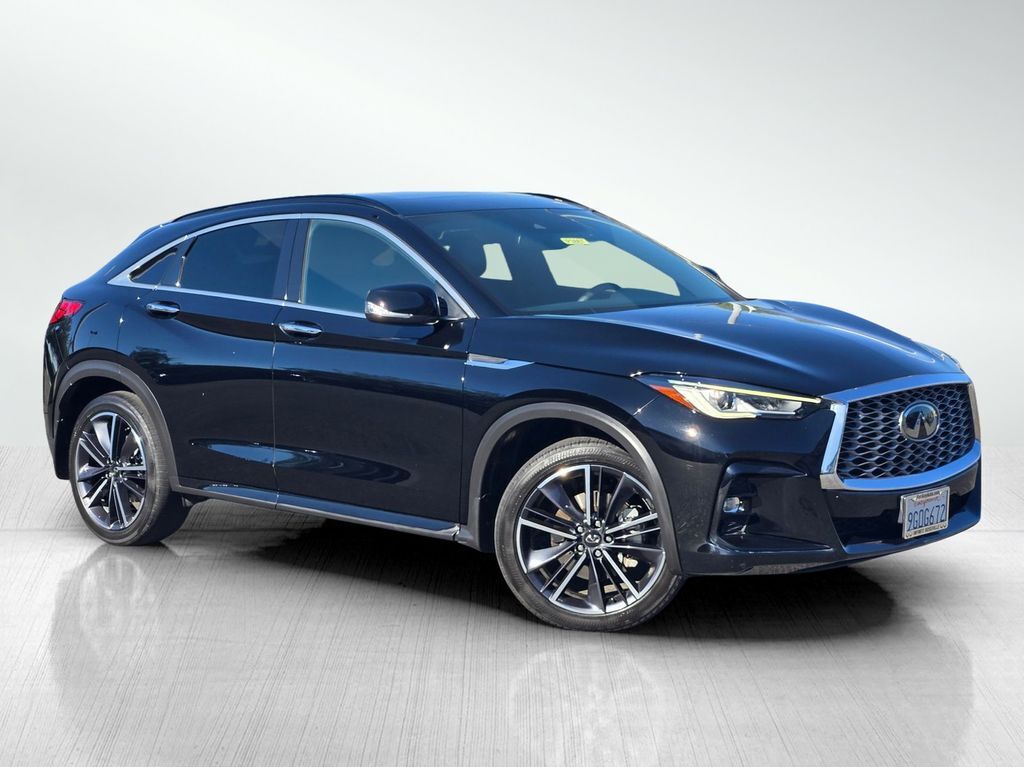 2023 INFINITI QX55 LUXE