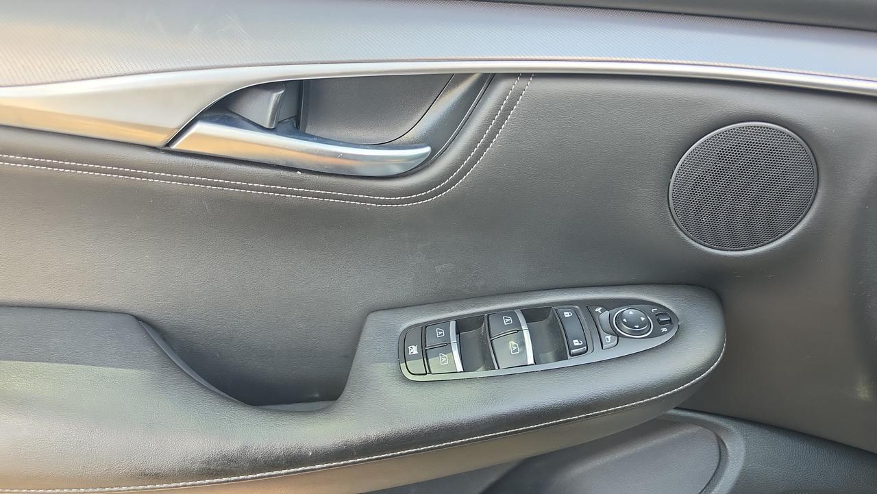 2023 INFINITI QX55 LUXE
