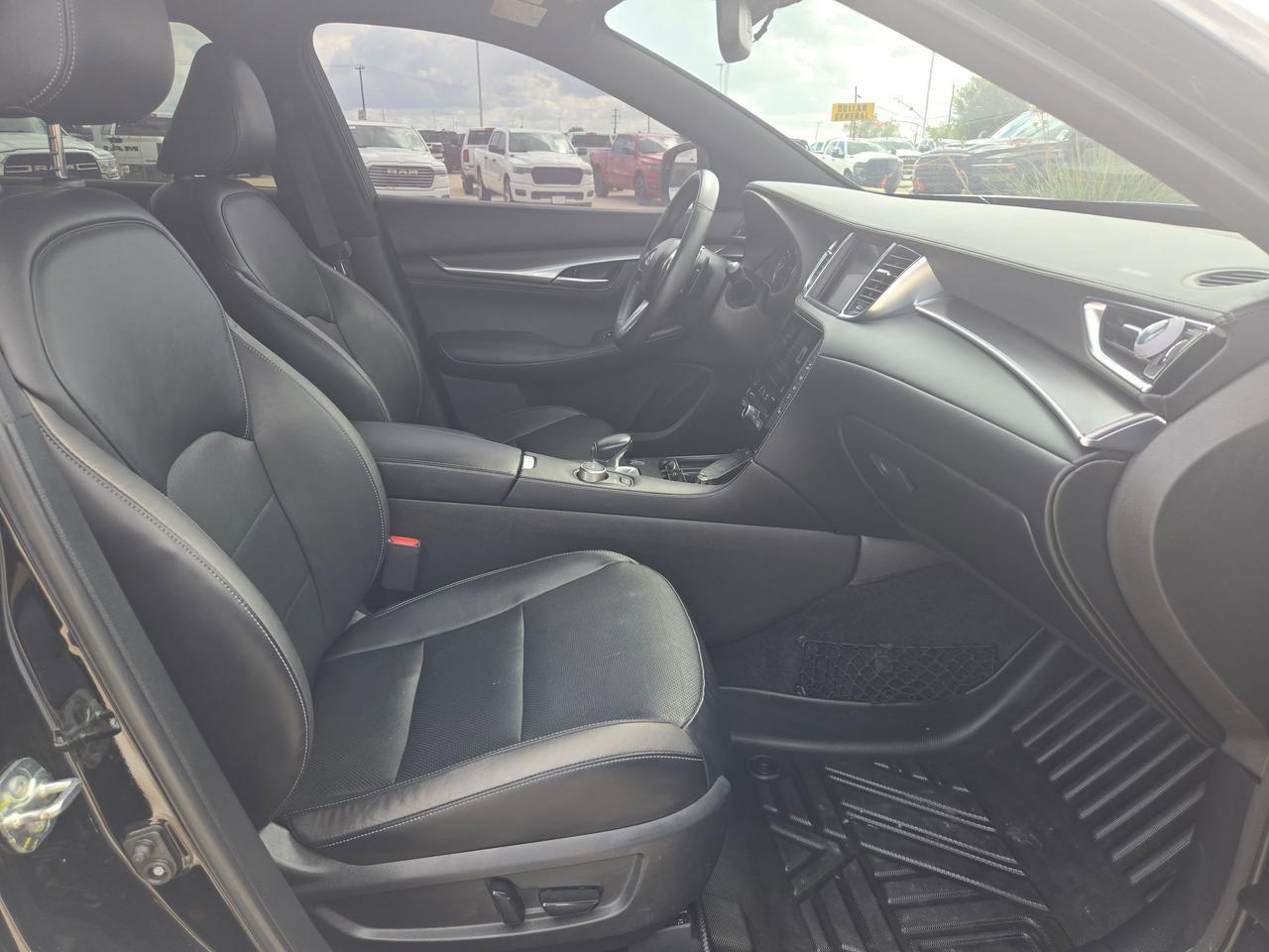 2023 INFINITI QX55 LUXE Castroville TX
