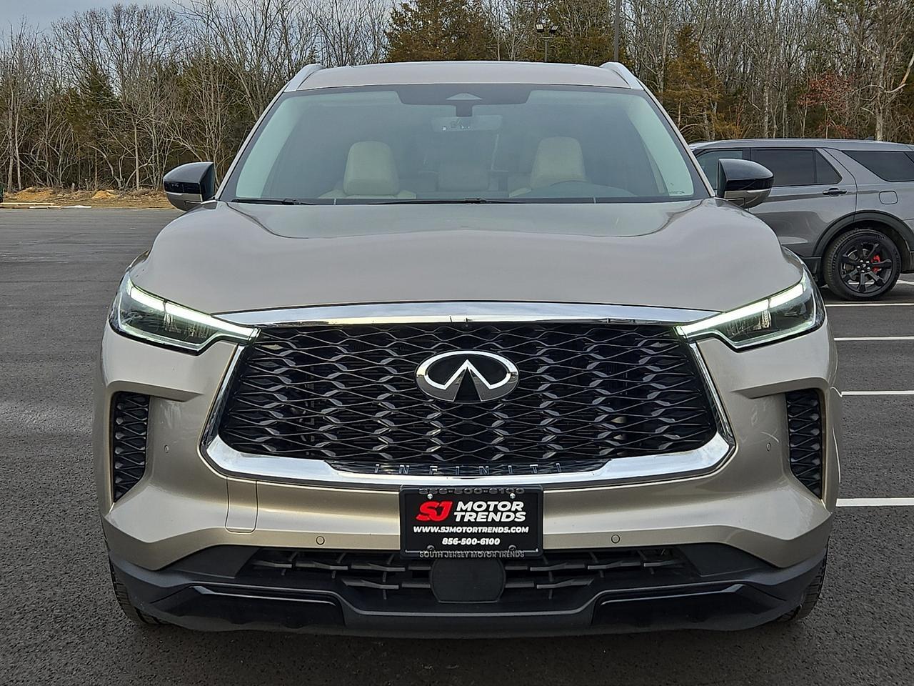 2023 INFINITI QX60 LUXE AWD