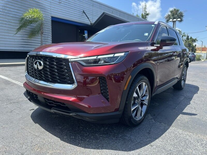 2023 INFINITI QX60 LUXE