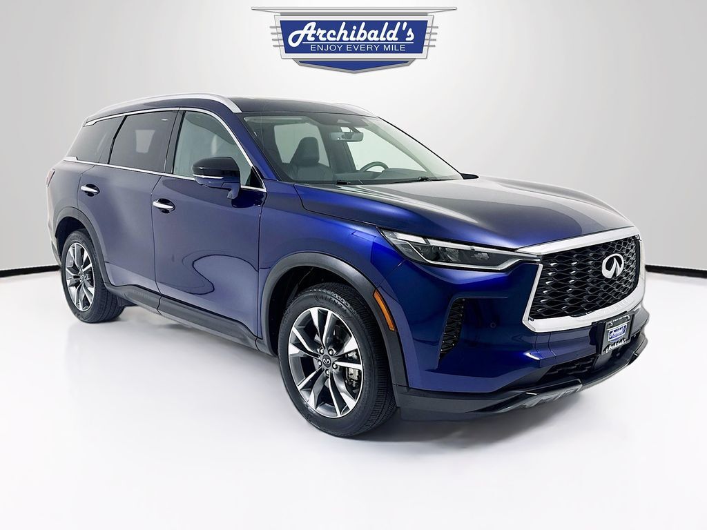 2023 INFINITI QX60 LUXE