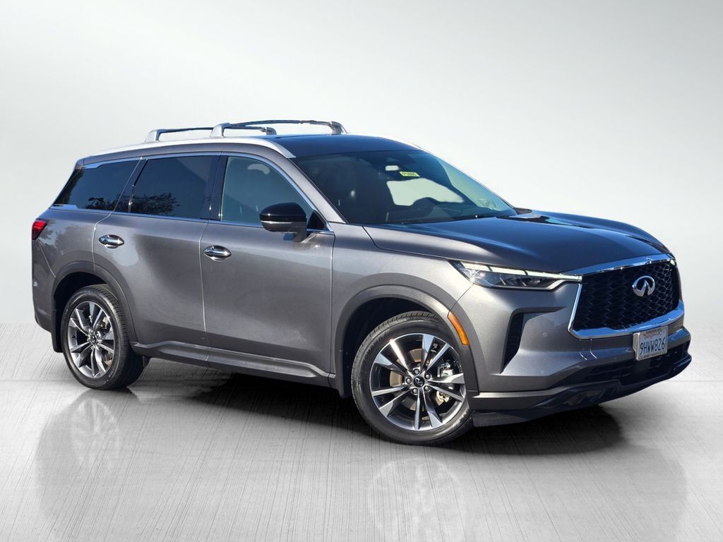 2023 INFINITI QX60 LUXE