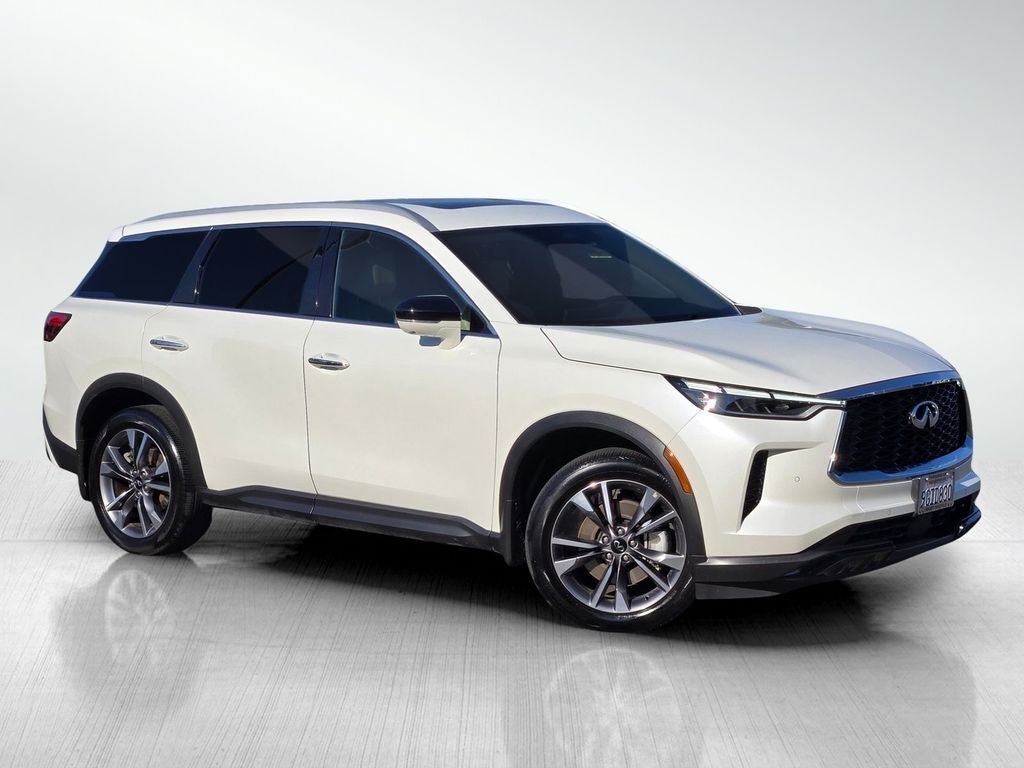 2023 INFINITI QX60 LUXE