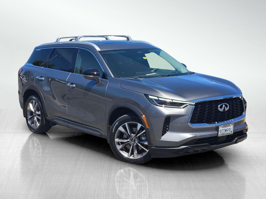 2023 INFINITI QX60 LUXE