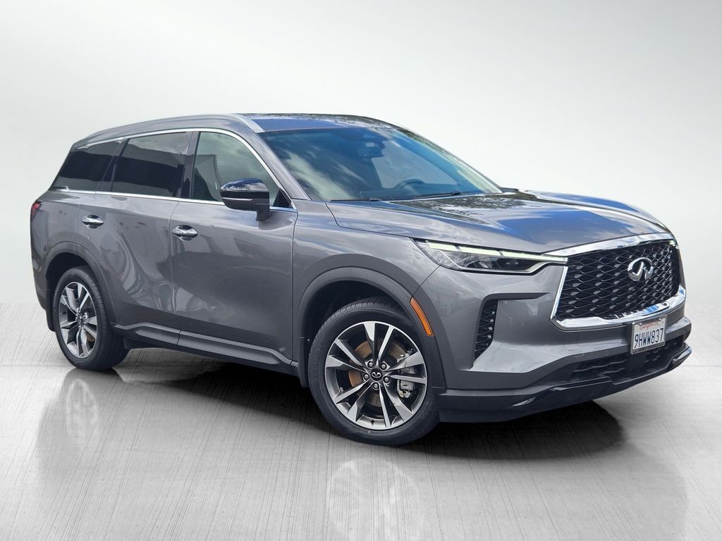 2023 INFINITI QX60 LUXE