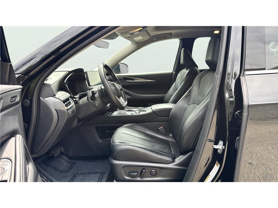 2023 INFINITI QX60 LUXE Sport Utility 4D Folsom CA