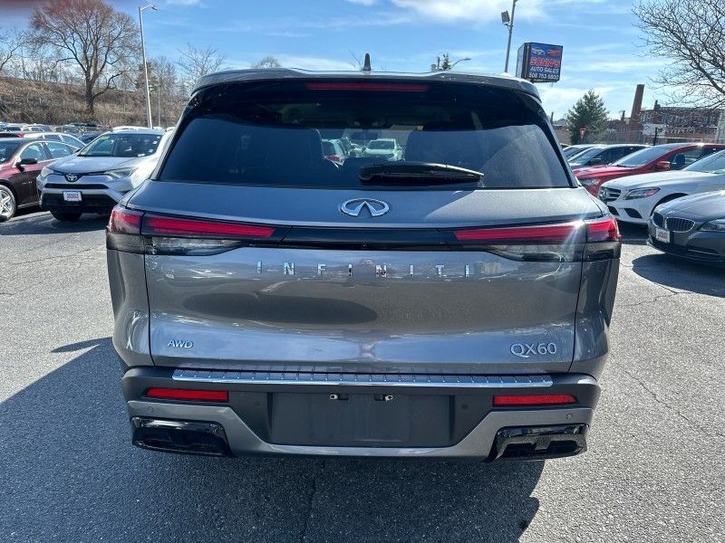 2023 INFINITI QX60 LUXE Worcester MA