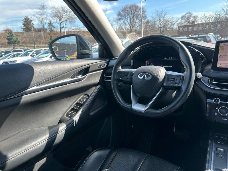 2023 INFINITI QX60 LUXE Worcester MA