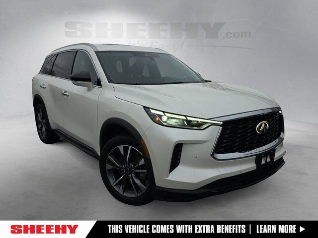 2023 INFINITI QX60 LUXE