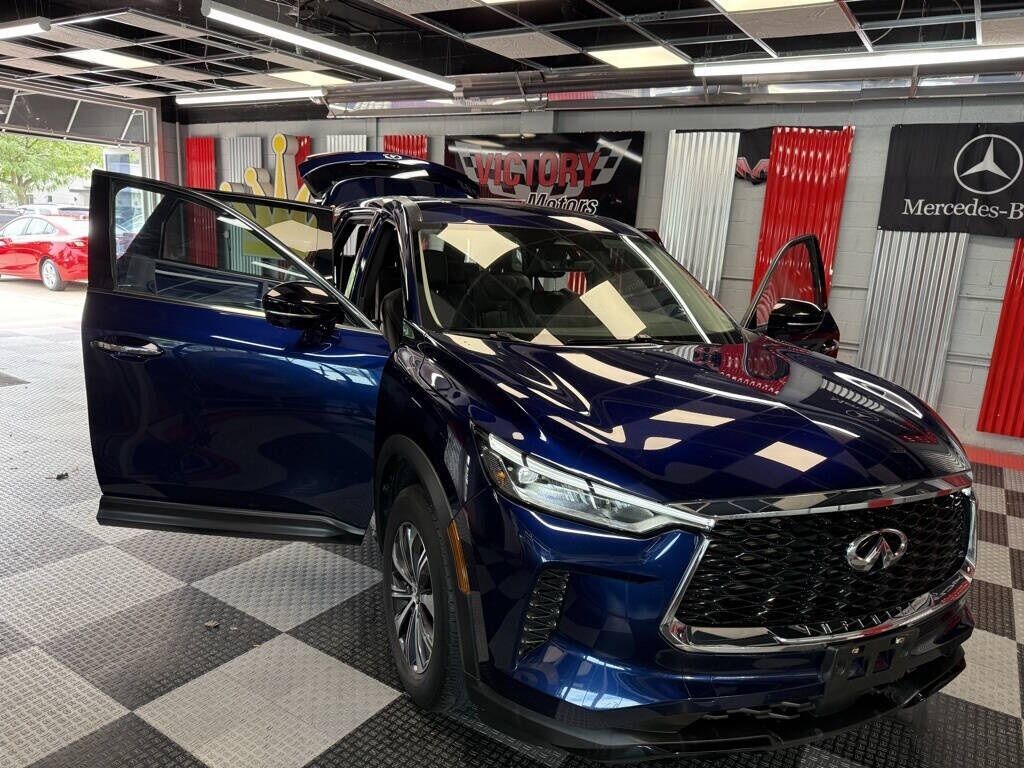 2023 INFINITI QX60 PURE Royal Oak MI