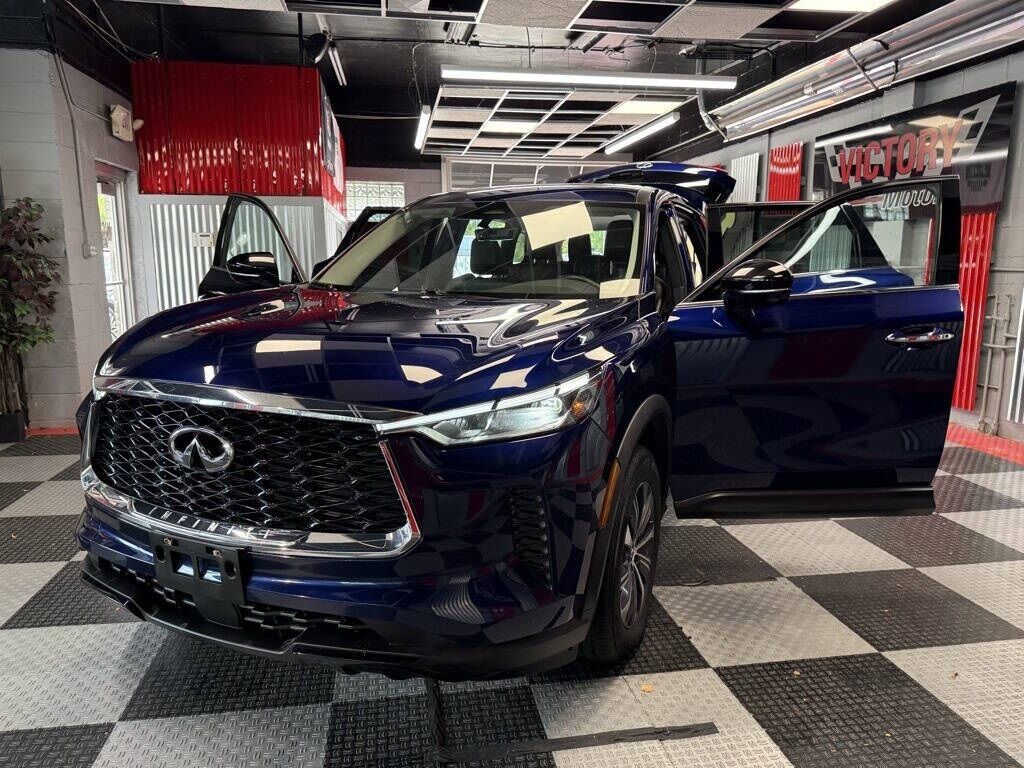 2023 INFINITI QX60 PURE Royal Oak MI