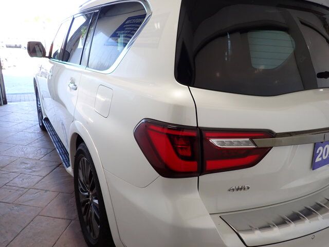 2023 INFINITI QX80 LUXE 4WD LEATHER NAVI SUNROOF 8 PASS Listowel ON
