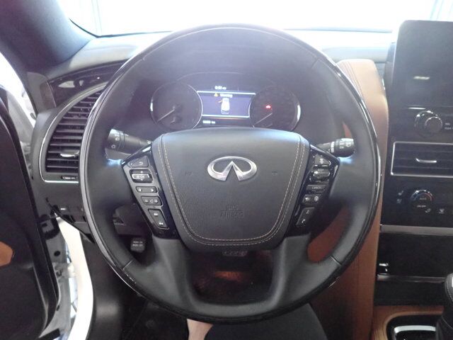 2023 INFINITI QX80 LUXE 4WD LEATHER NAVI SUNROOF 8 PASS Listowel ON