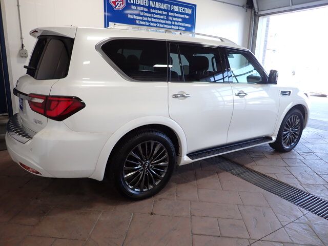 2023 INFINITI QX80 LUXE 4WD LEATHER NAVI SUNROOF 8 PASS Listowel ON