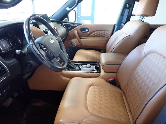 2023 INFINITI QX80 LUXE 4WD LEATHER NAVI SUNROOF 8 PASS Listowel ON