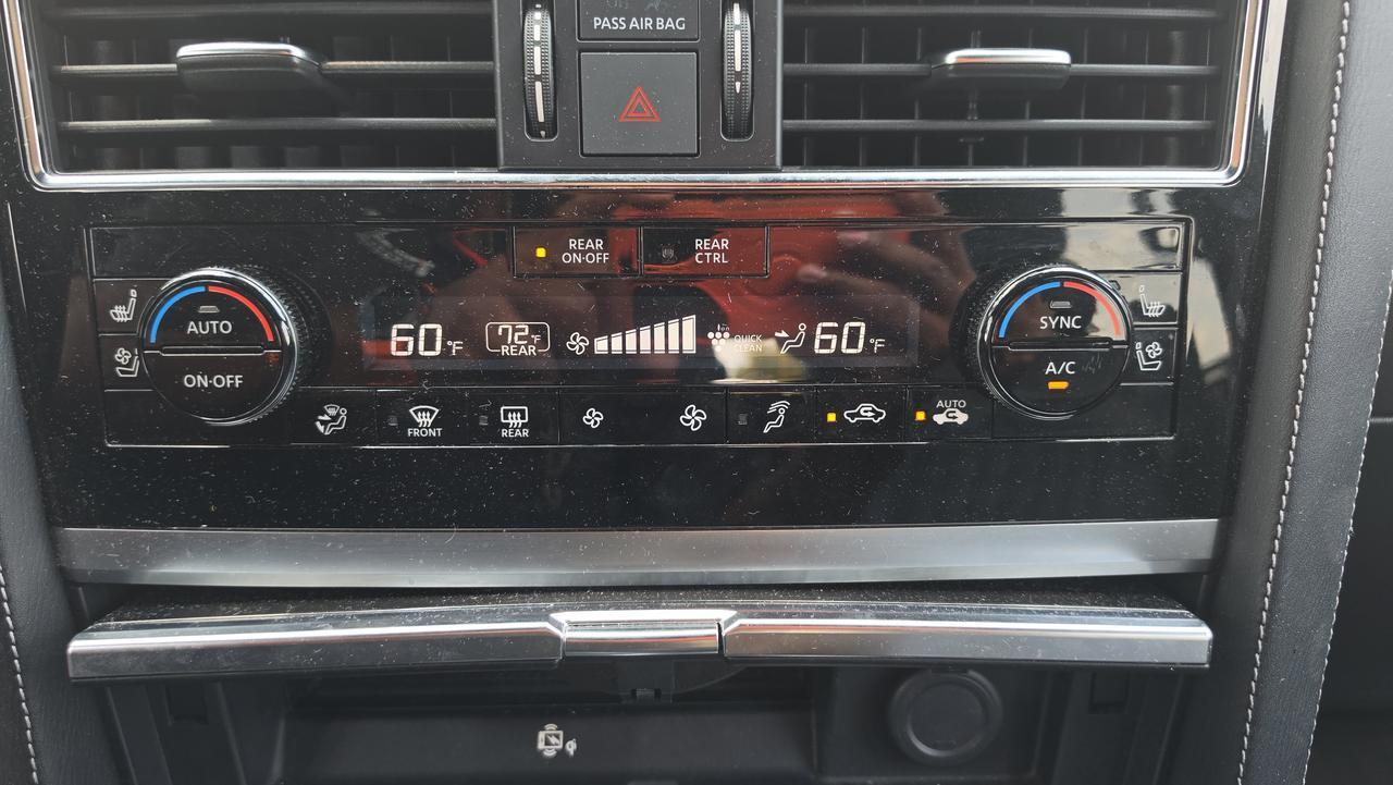 2023 INFINITI QX80 SENSORY