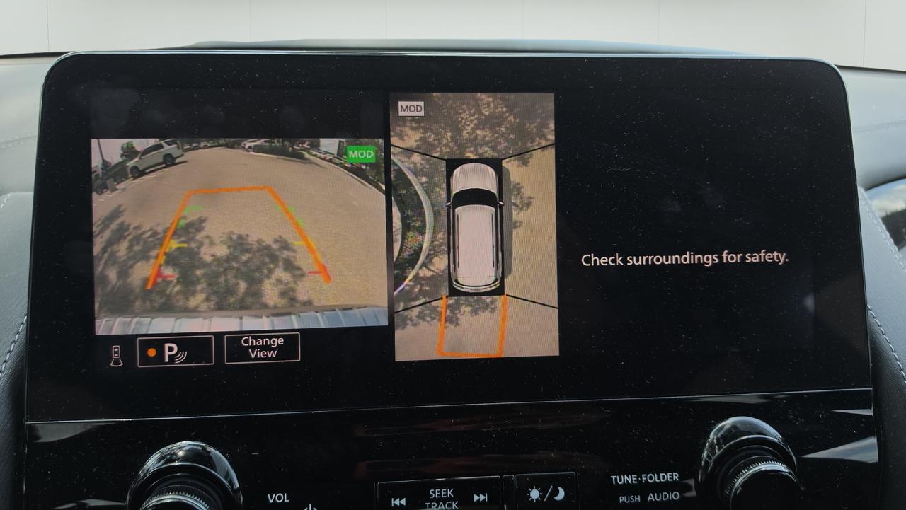 2023 INFINITI QX80 SENSORY