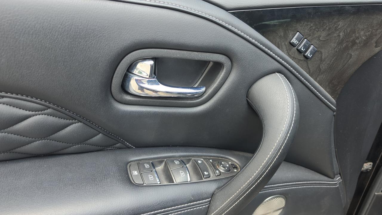 2023 INFINITI QX80 SENSORY