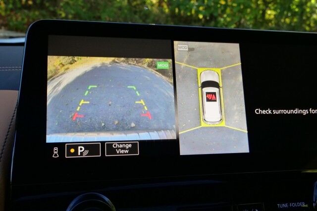 2023 INFINITI QX80 Sensory 4WD / Third Row / Bose Audio / Cooled Seats! High Point NC