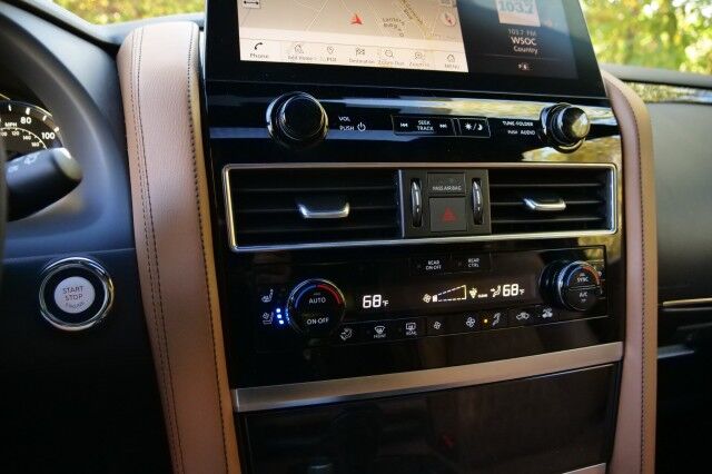2023 INFINITI QX80 Sensory 4WD / Third Row / Bose Audio / Cooled Seats! High Point NC