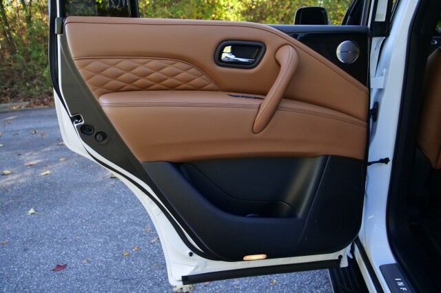2023 INFINITI QX80 Sensory 4WD / Third Row / Bose Audio / Cooled Seats! High Point NC